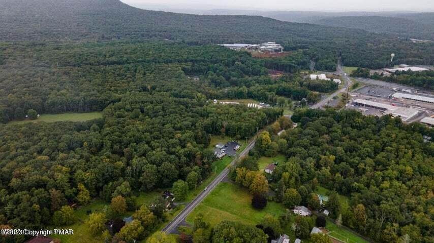 32. Commercial for Sale at 2293 Route 715 Stroudsburg, Pennsylvania 18360 United States