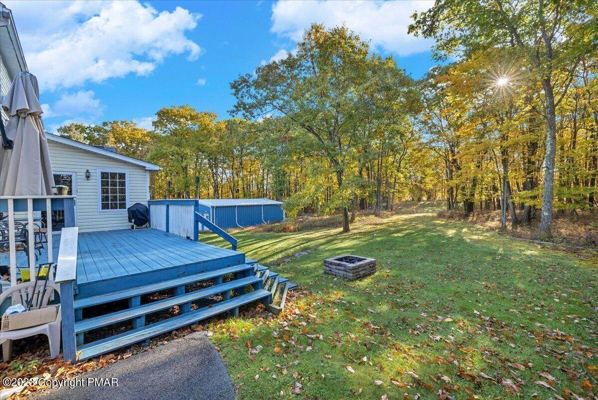 36. Single Family Homes for Sale at 5190 White Birch Drive Long Pond, Pennsylvania 18334 United States