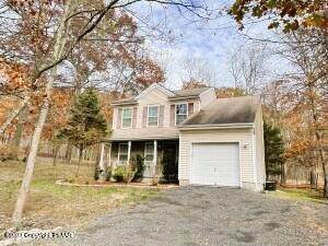 25. Single Family Homes for Sale at 1080 Lancaster Drive Bushkill, Pennsylvania 18324 United States