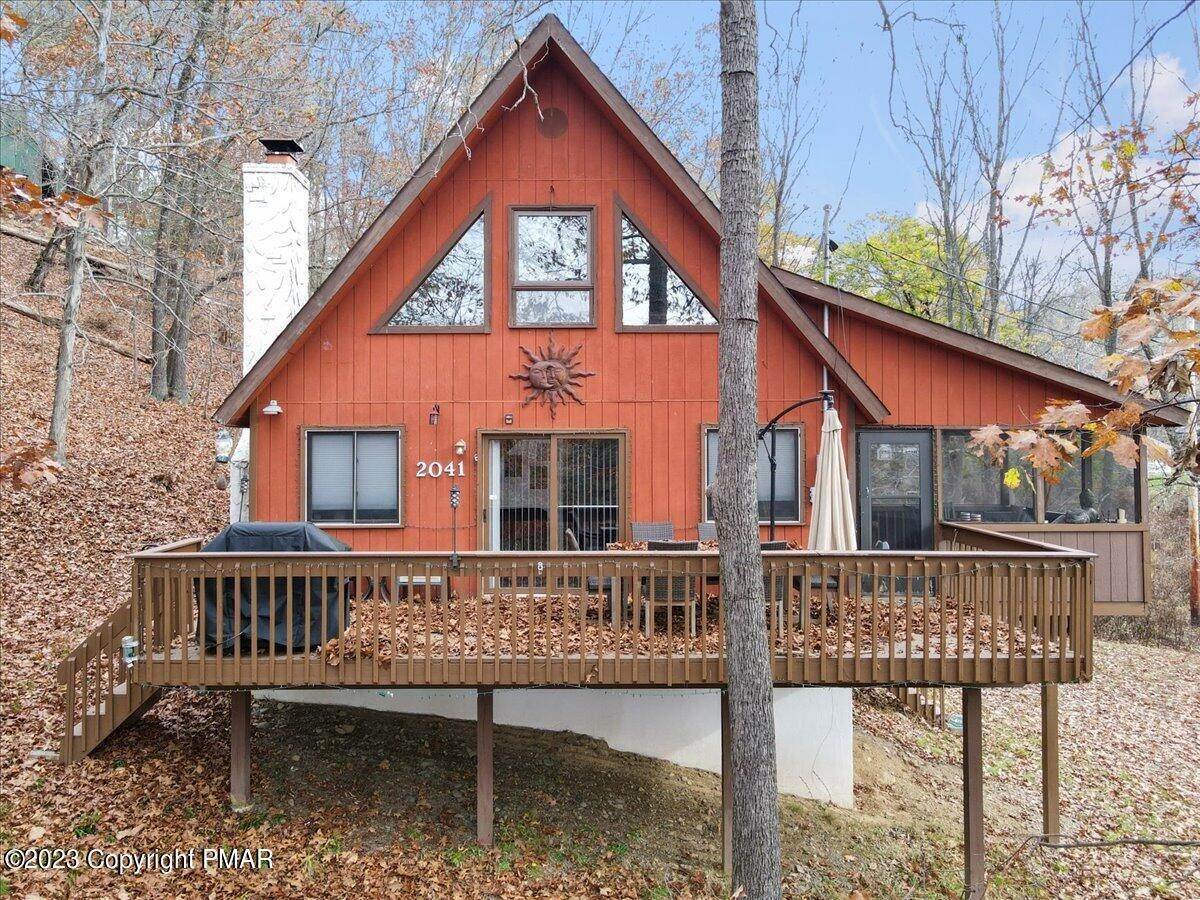 33. Single Family Homes for Sale at 250 Brentwood Drive Bushkill, Pennsylvania 18324 United States