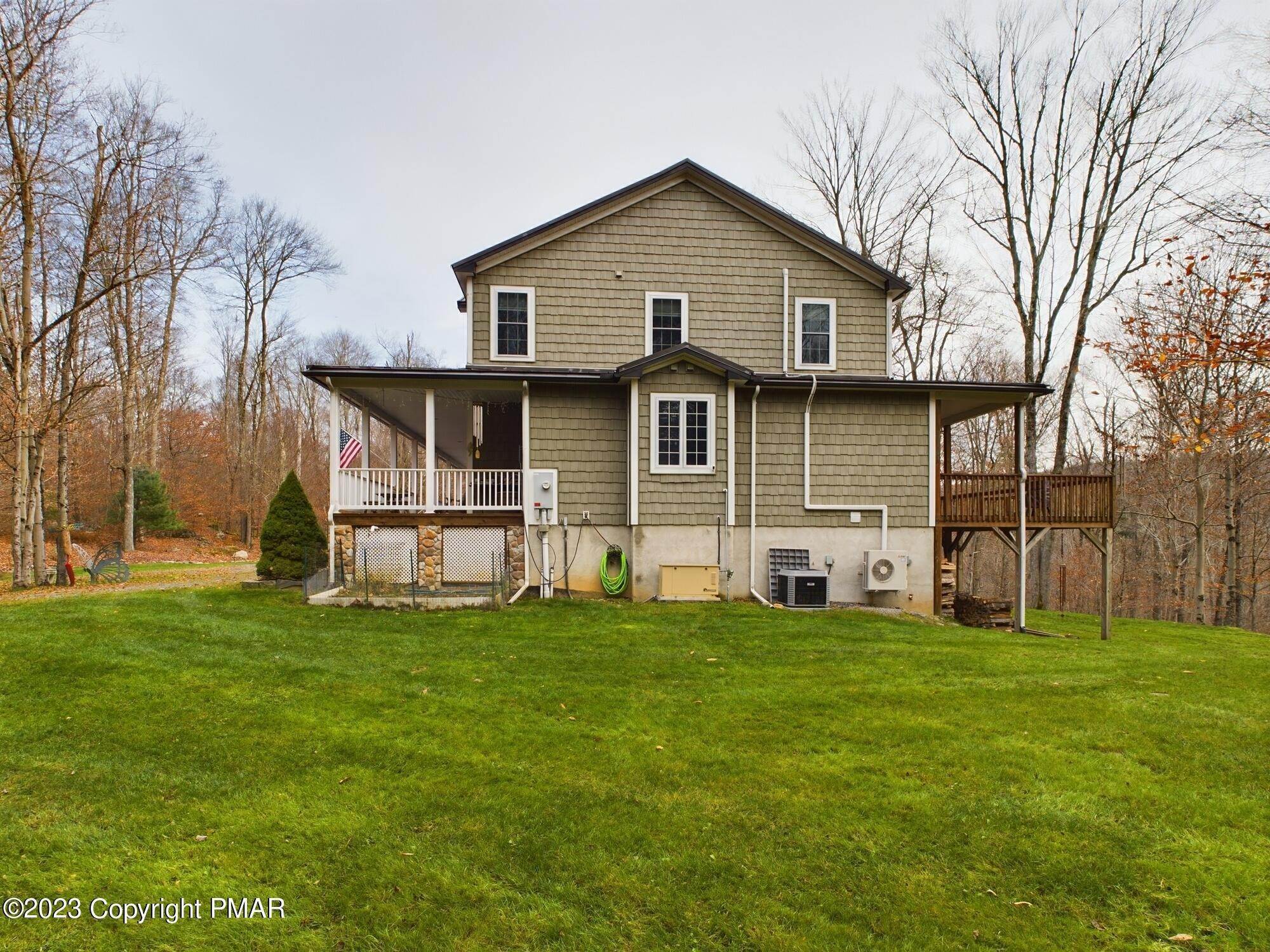 28. Single Family Homes for Sale at 46 Old River Road Thornhurst, Pennsylvania 18424 United States