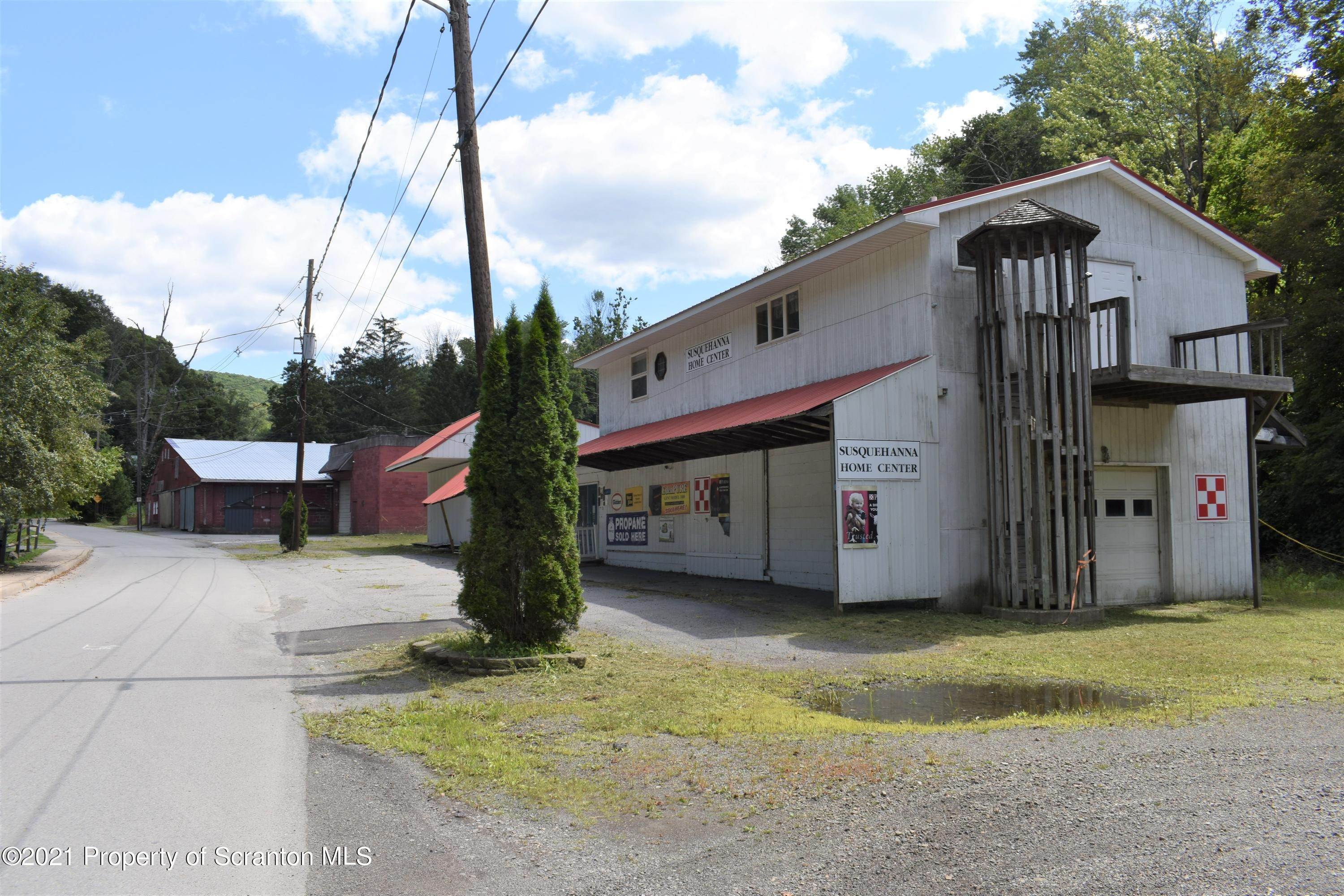 Commercial for Sale at 641 Erie Avenue Susquehanna, Pennsylvania 18847 United States