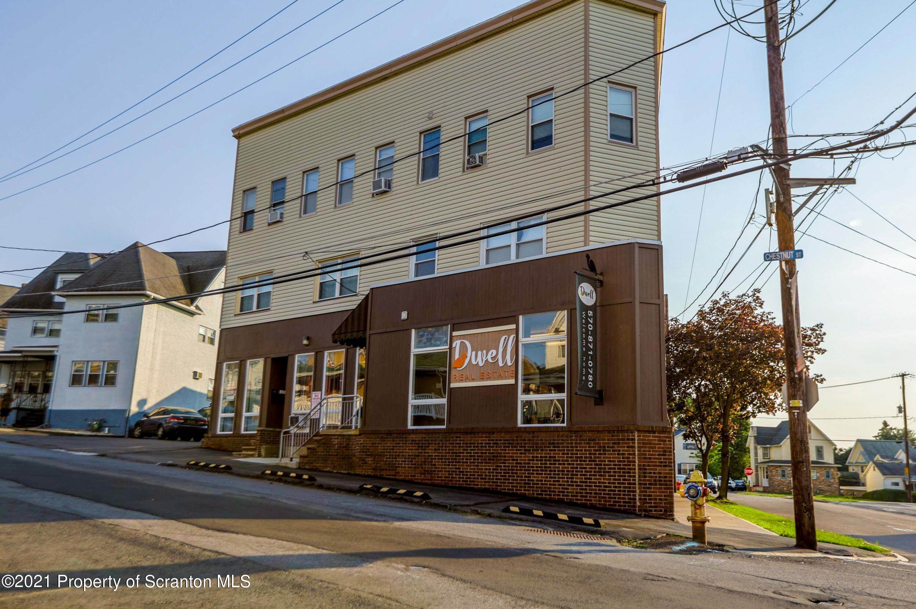 4. Commercial for Sale at 400-404 Chestnut St Dunmore, Pennsylvania 18512 United States