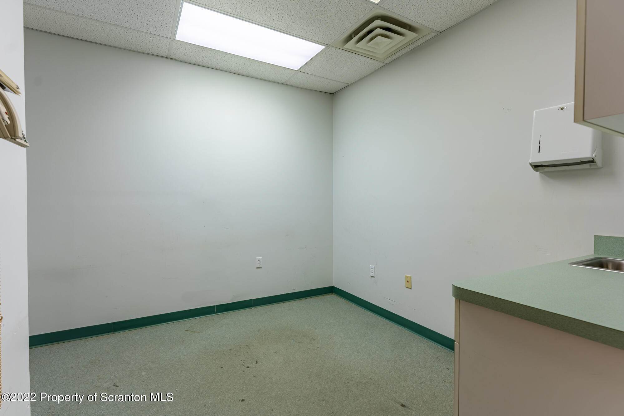 24. Commercial for Rent at 105 Layton Rd Clarks Summit, Pennsylvania 18411 United States