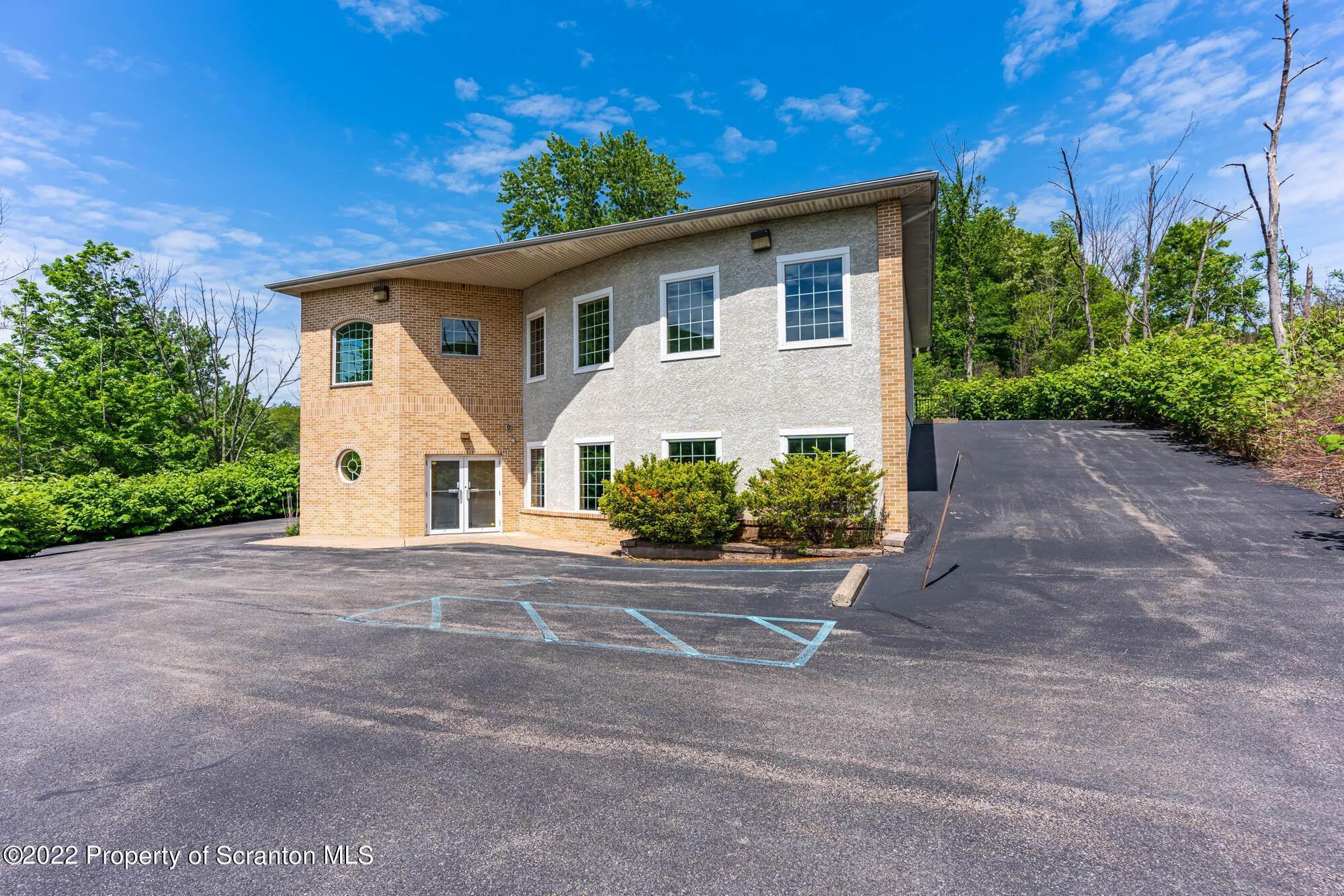 3. Commercial for Rent at 105 Layton Rd Clarks Summit, Pennsylvania 18411 United States