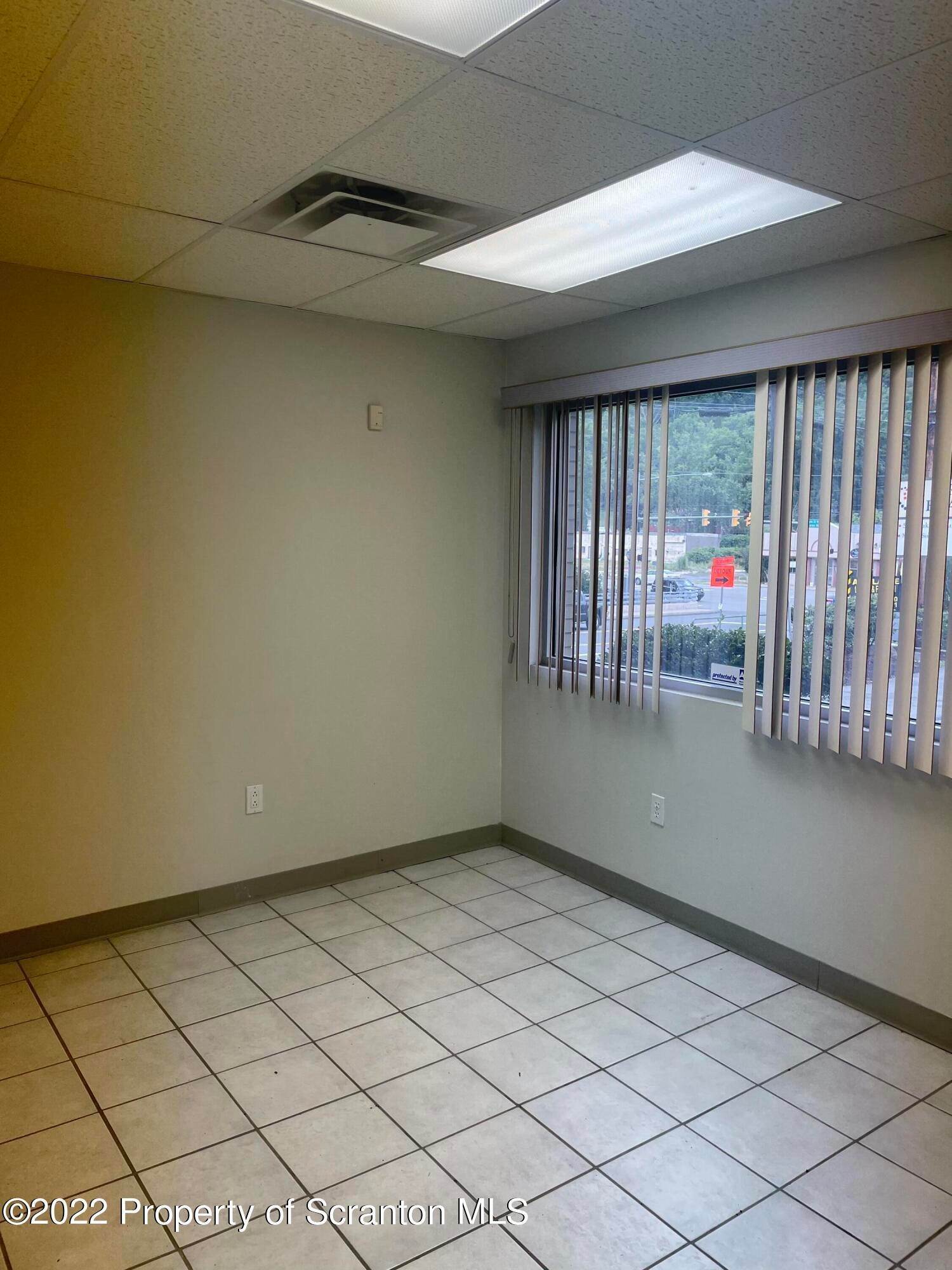15. Commercial for Rent at 105 Layton Rd Clarks Summit, Pennsylvania 18411 United States