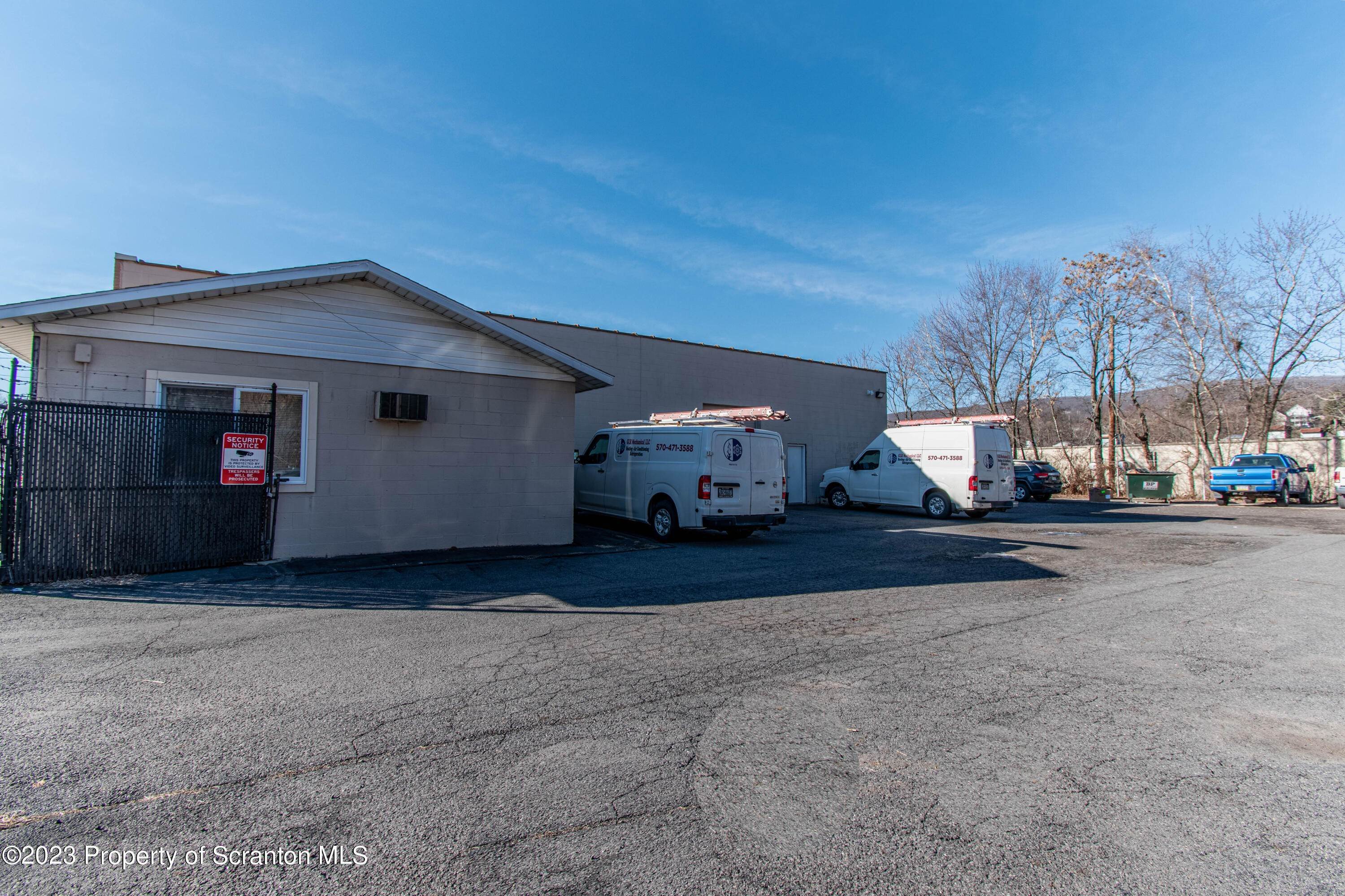 14. Commercial for Sale at 312 Sherman Ave Scranton, Pennsylvania 18504 United States