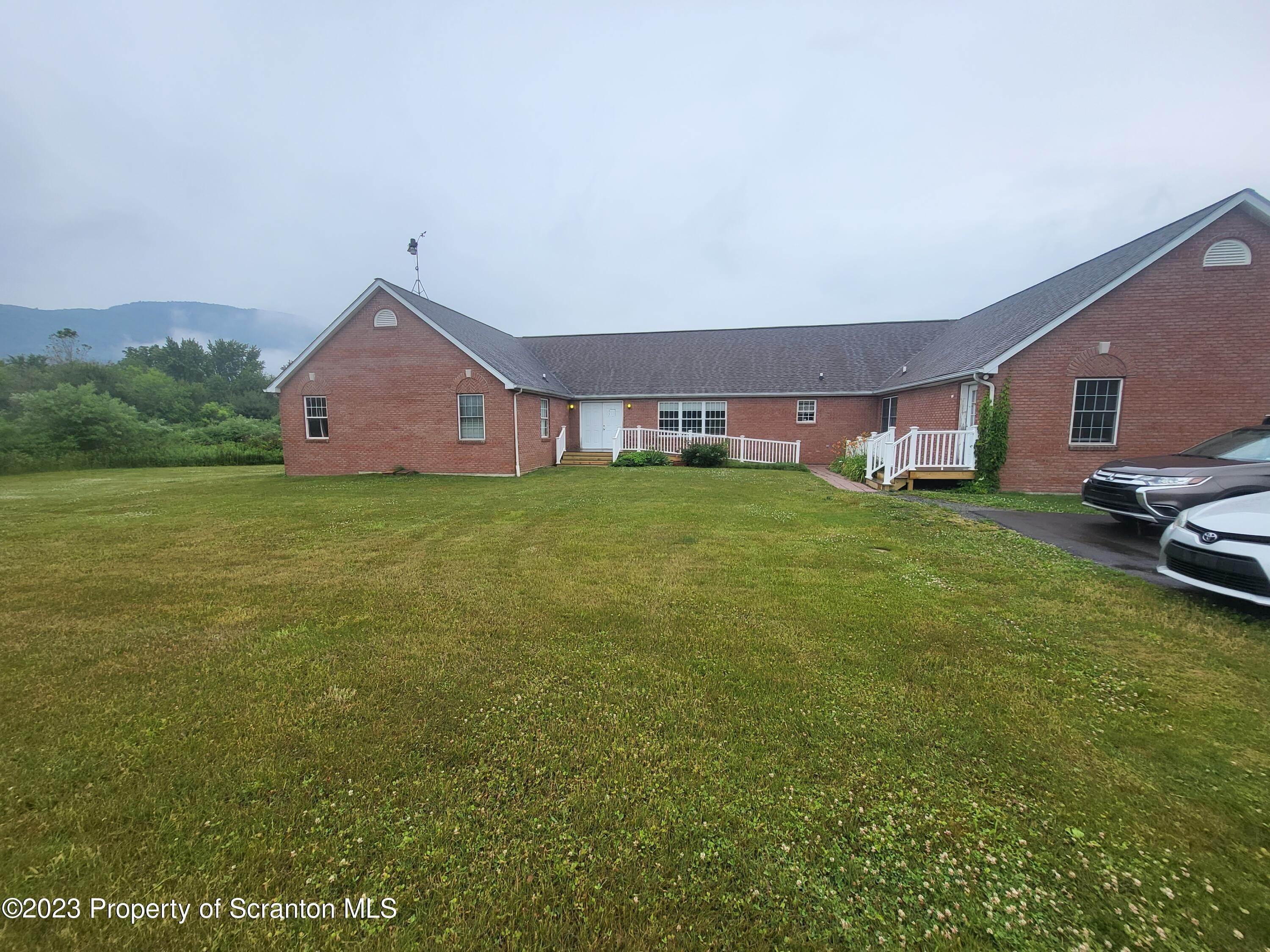 Commercial for Sale at 219 Wellwood Dr Tunkhannock, Pennsylvania 18657 United States
