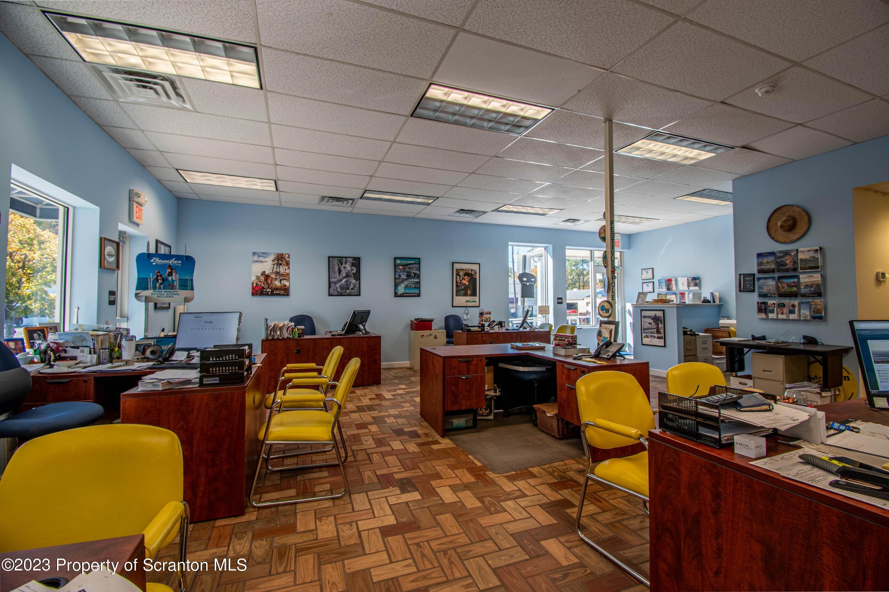 16. Commercial for Sale at 315 Davis St Clarks Summit, Pennsylvania 18411 United States
