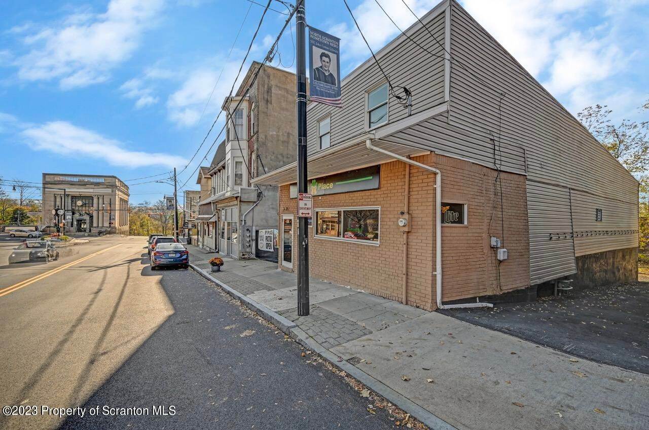 3. Commercial for Sale at 117 Market St Scranton, Pennsylvania 18508 United States