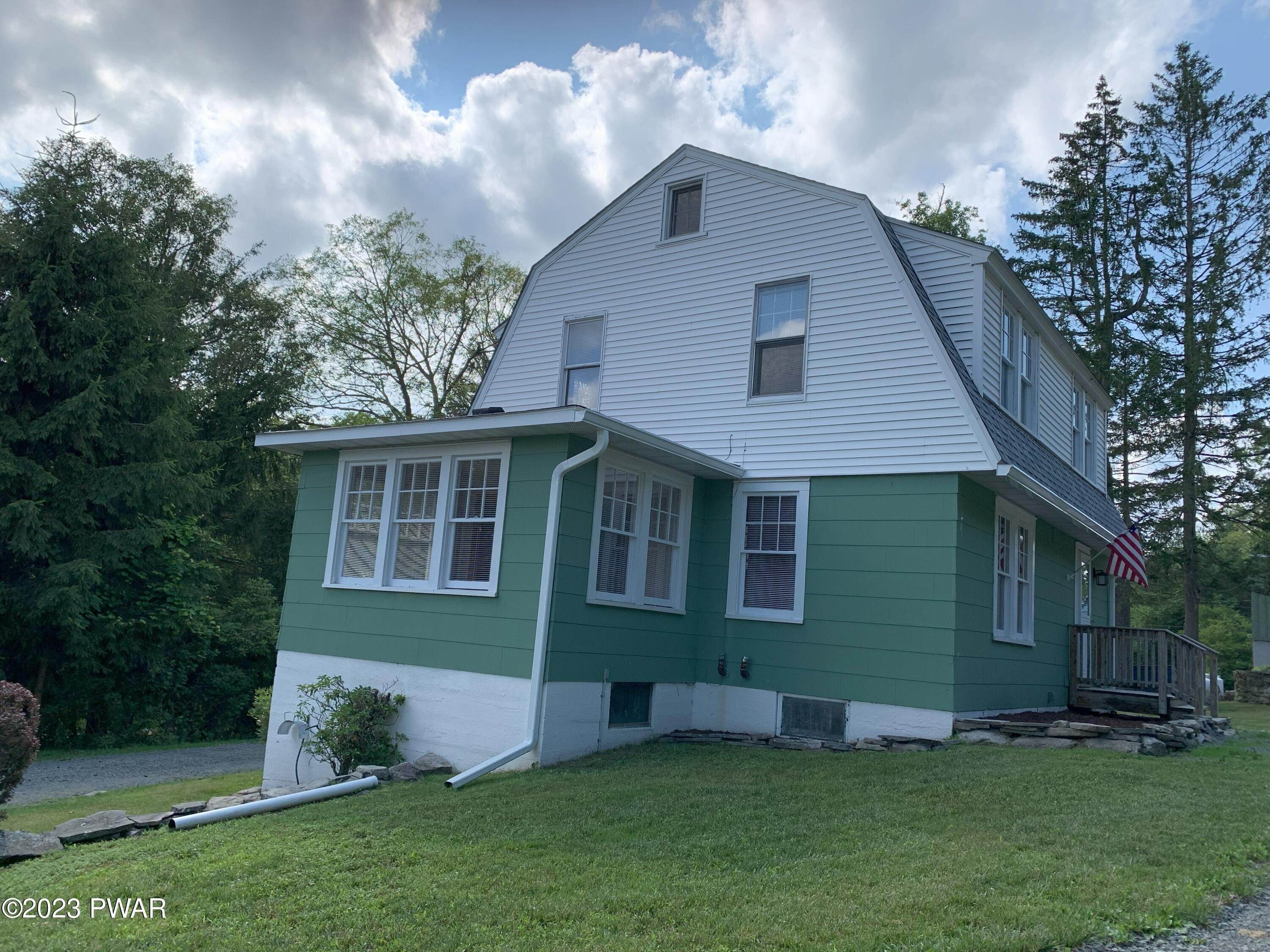 45. Single Family Homes for Sale at 576 Rt 6 Milford, Pennsylvania 18337 United States
