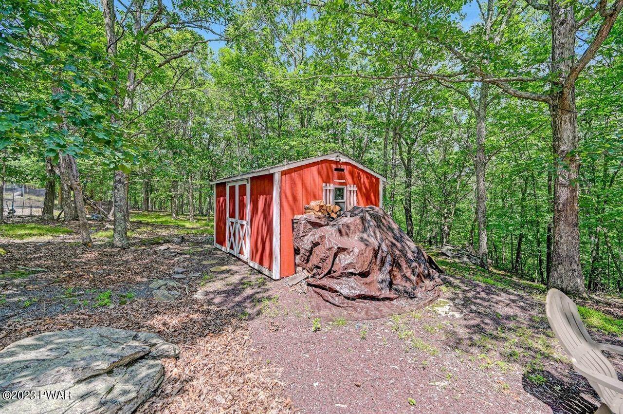 51. Single Family Homes for Sale at 113 Cannonball Court Lackawaxen, Pennsylvania 18435 United States