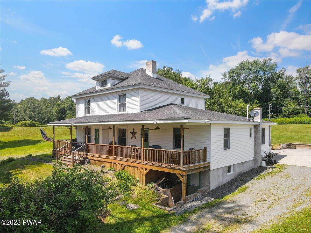 2. Single Family Homes for Sale at 189 Hellmers Hill Road Equinunk, Pennsylvania 18417 United States