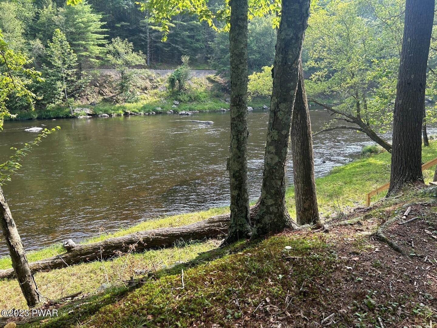 48. Land for Sale at Pa Route 590 Lackawaxen, Pennsylvania 18435 United States