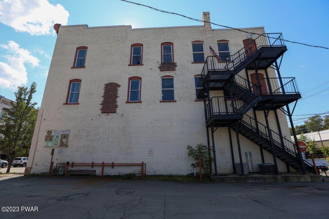 49. Commercial for Sale at 630 Main Street Honesdale, Pennsylvania 18431 United States