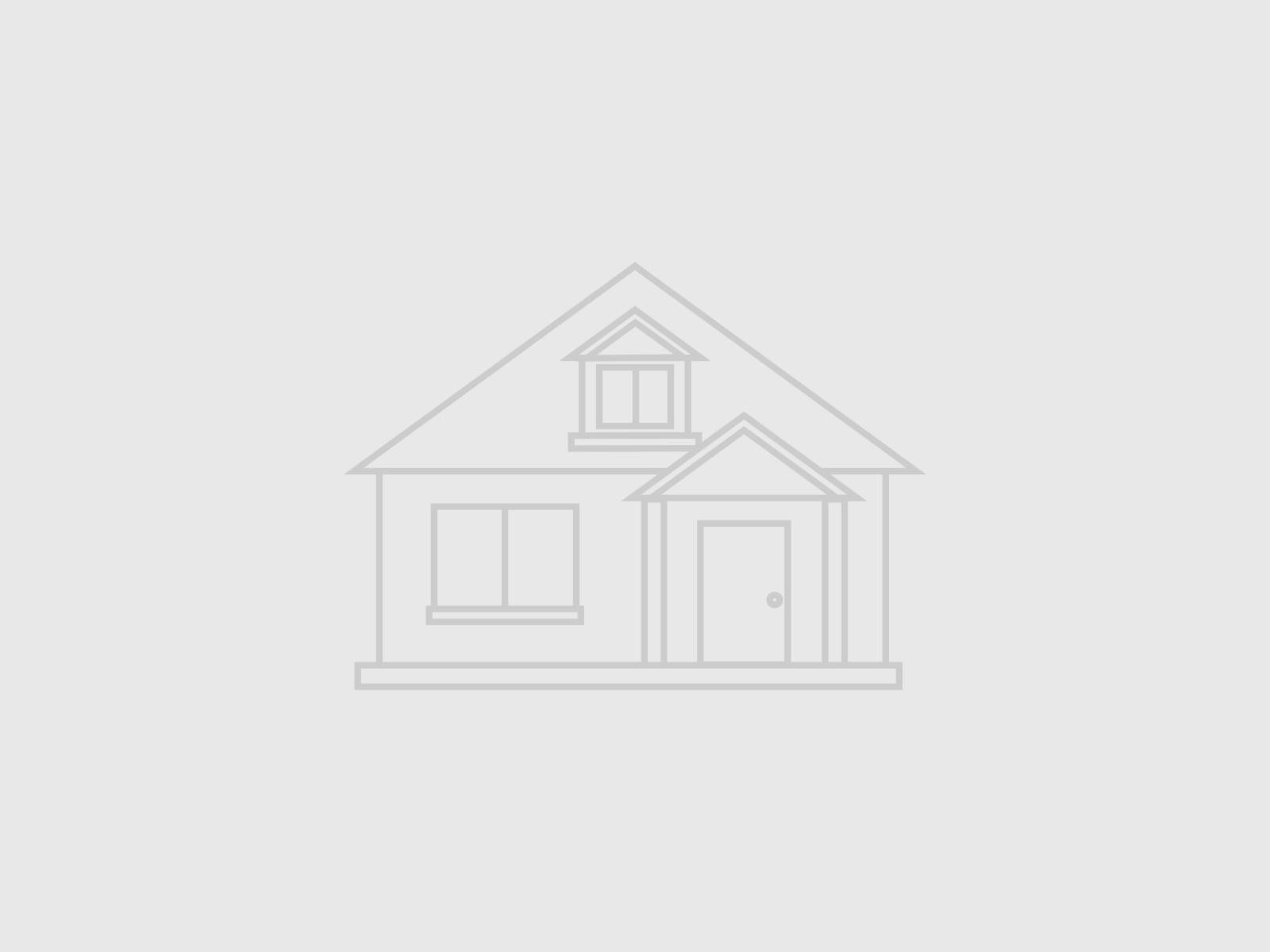 Single Family Homes for Rent at 309 Putnam St Hazleton, Pennsylvania 18202 United States
